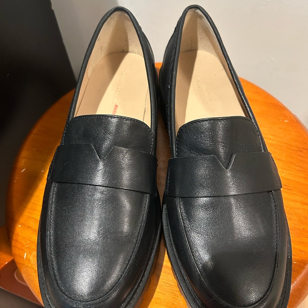 Banana Republic Black Flats with Smooth Leather and Penny Loafer Style